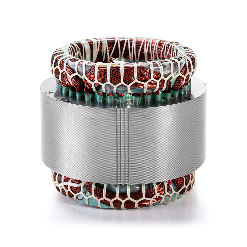 Stator de motor și miez de rotor pentru electrocasnice